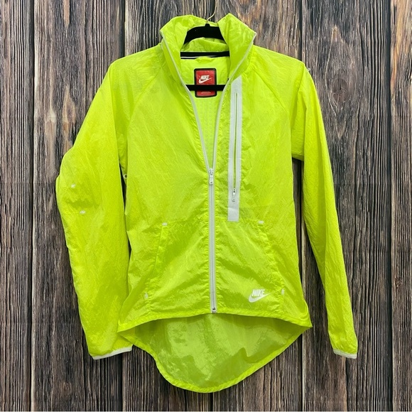 Nike | tech neon yellow aero shield moto cape jacket - Picture 1 of 6